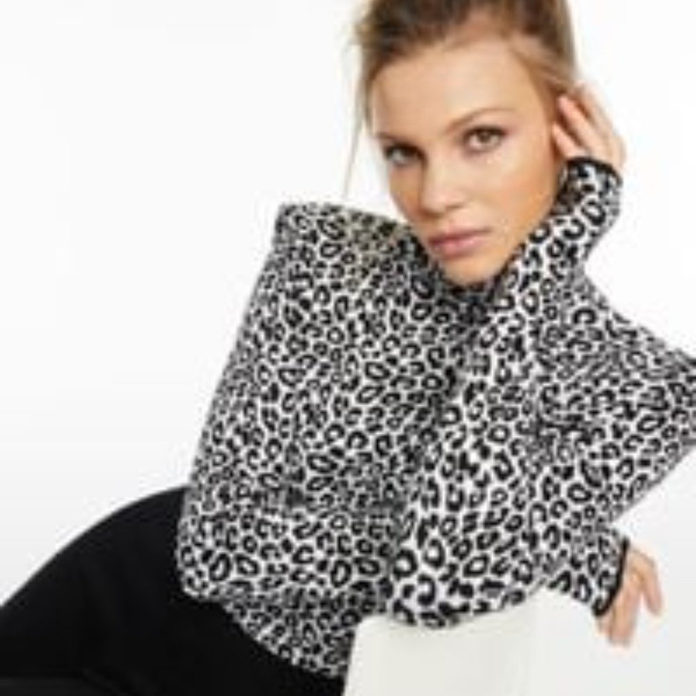 Culpos X INC Black White Leopard Print Sweater - Picture 1 of 9